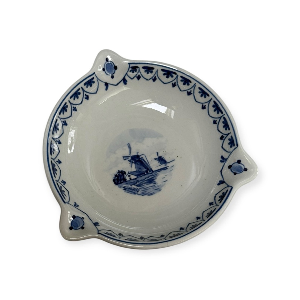 Delft Blue Holland hand-painted ceramic ashtray - Picture 6 of 6